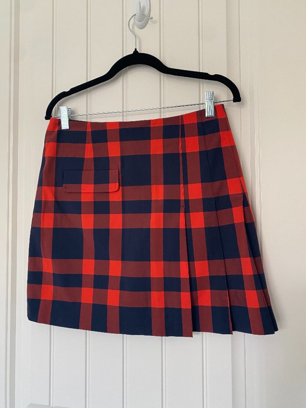 Tory Sport | Plaid Golf Skort in Red/Navy